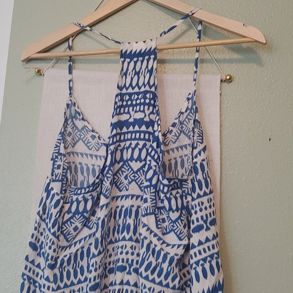 Top - Picture 2 of 4